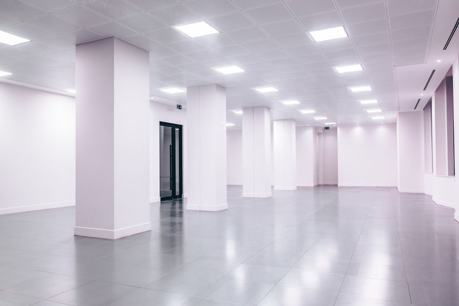 commercial electrician lighting in modern office space